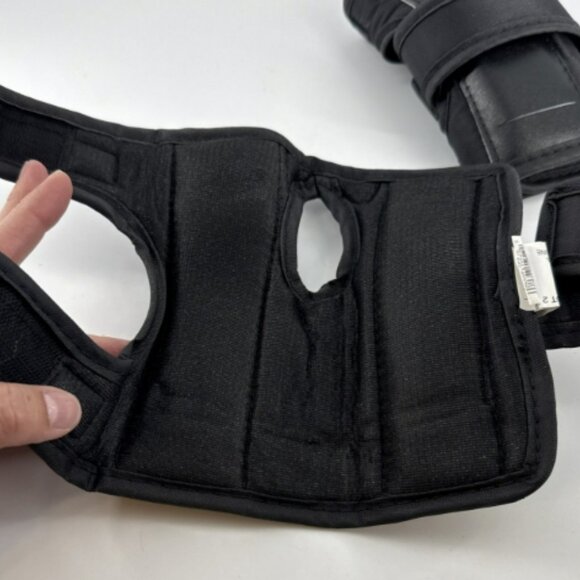 Bauer Protective Wrist Guards Rollerblading Biking Ball Hockey Skateboarding VTG - Picture 7 of 7